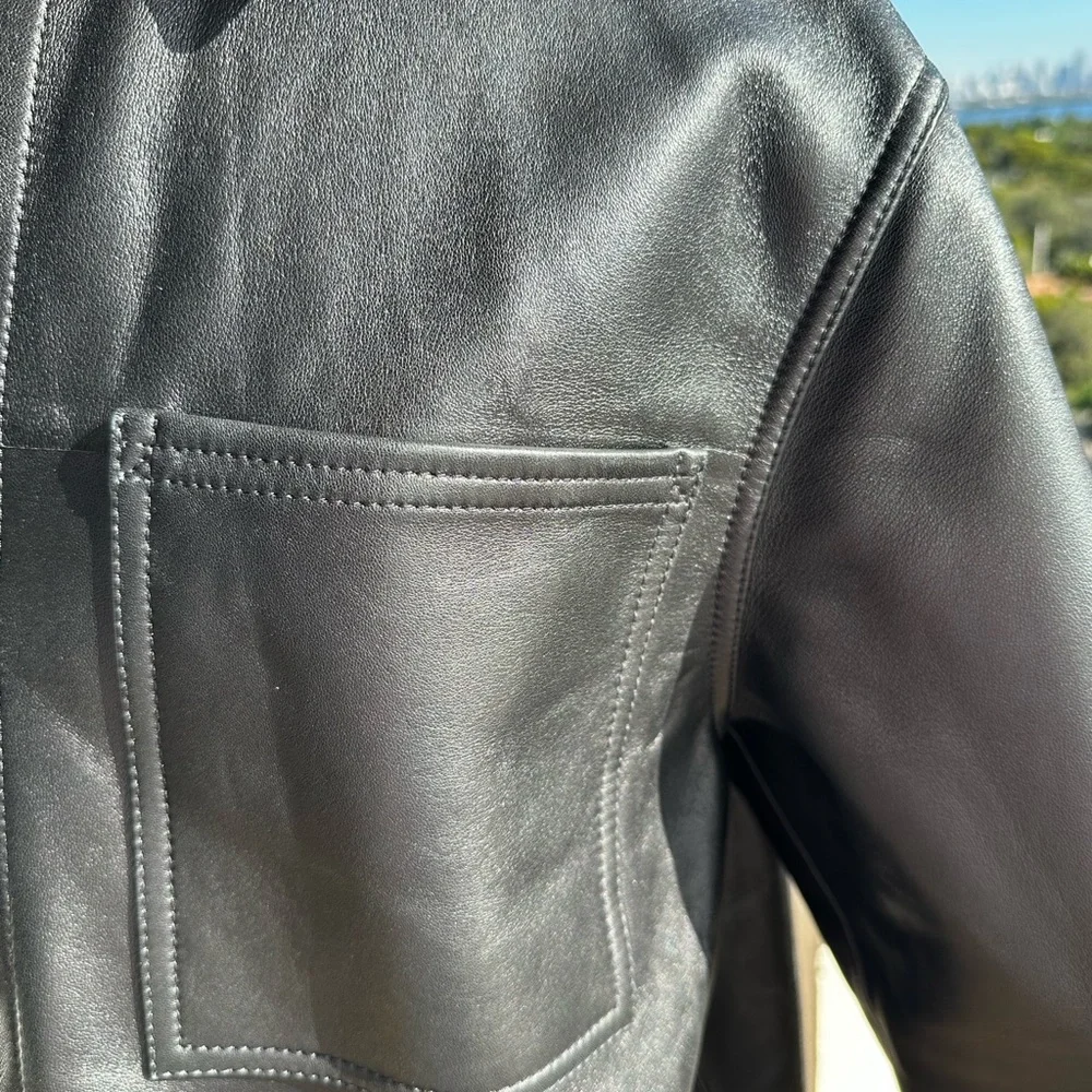 Bottega Veneta Lambskin Leather Shirt
Jacket Black IT 38 | US 6 Quiet Luxury NWT - Picture 12 of 16